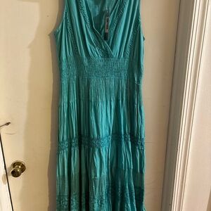 Elegant Teal Sleeveless Dress